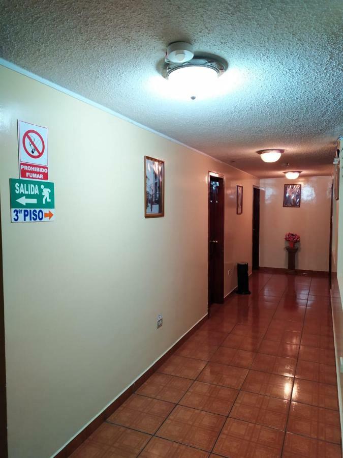 Hotel Margarita Inn Alameda Кіто Екстер'єр фото