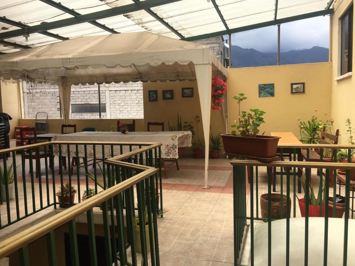 Hotel Margarita Inn Alameda Кіто Екстер'єр фото