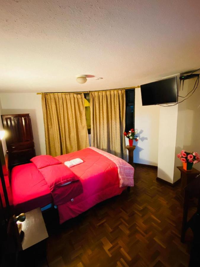 Hotel Margarita Inn Alameda Кіто Екстер'єр фото