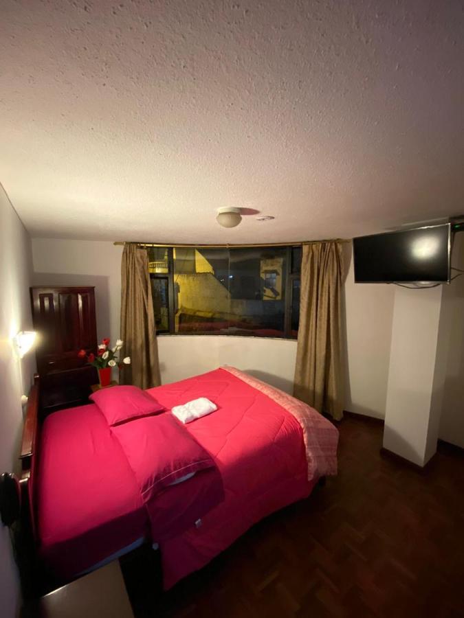 Hotel Margarita Inn Alameda Кіто Екстер'єр фото